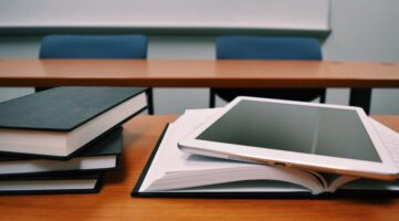 books-classroom-close-up-college-289737